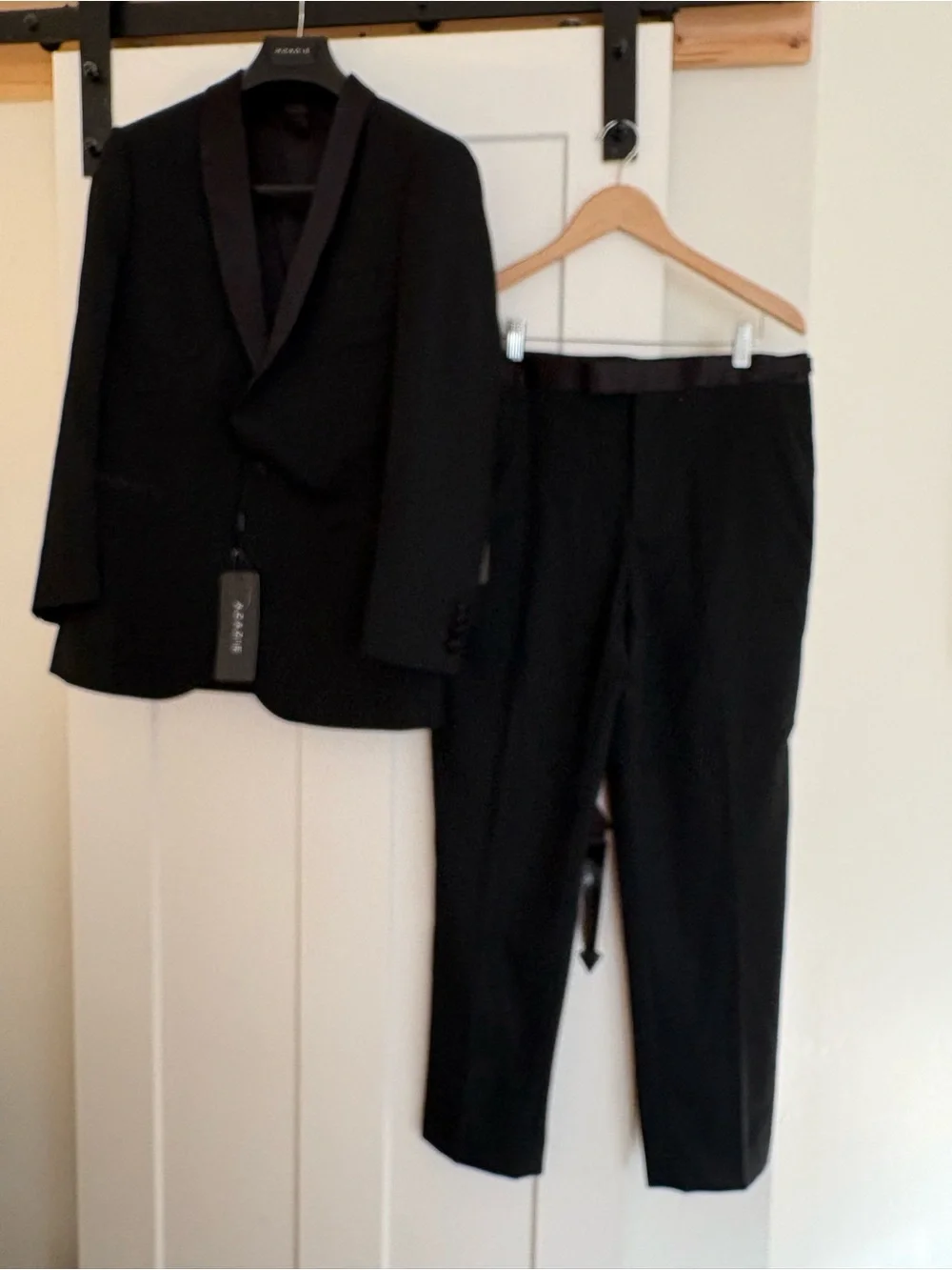 Azazie Hudson Black Tuxedo Jacket & Matching Trousers classic short 34/38 NWT